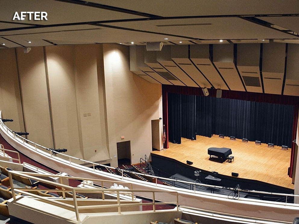 Ceiling-mounted RETRO-Fusion houselights at Theater of the Arts UDC after installation